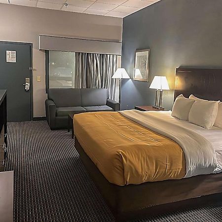 Suburban Studios Montpelier Екстер'єр фото